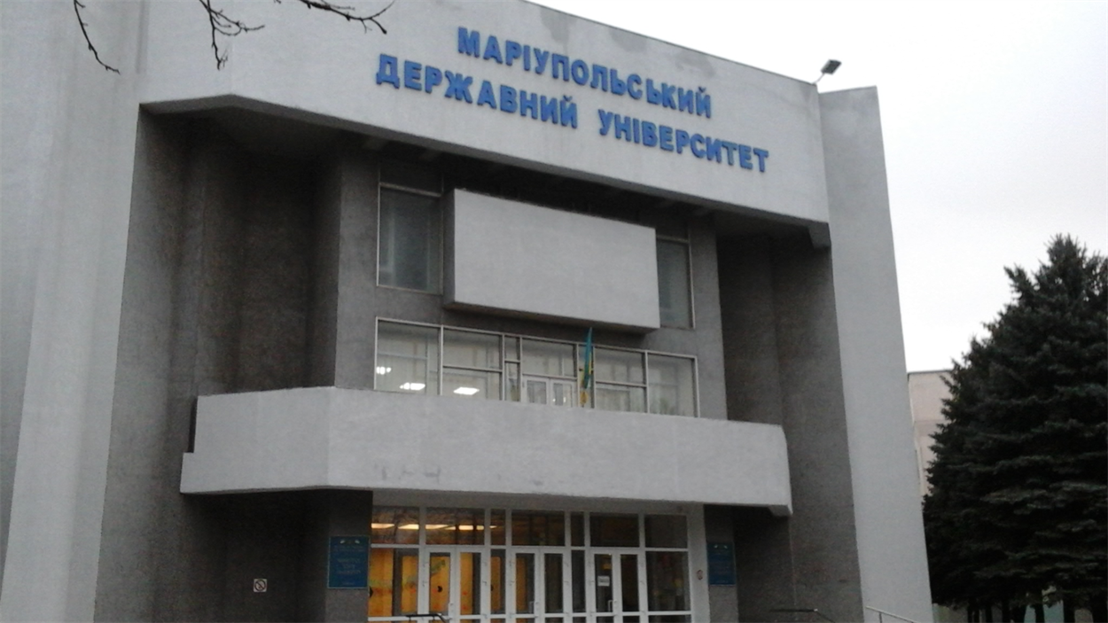 Как попасть в МГУ, не пересекая границы
