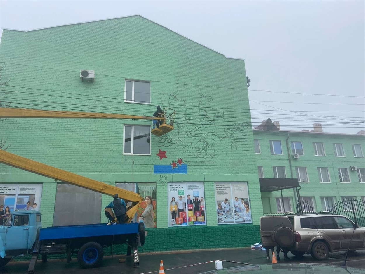 Фасад Таврійського державного агротехнологічного університету імені Дмитра Моторного.